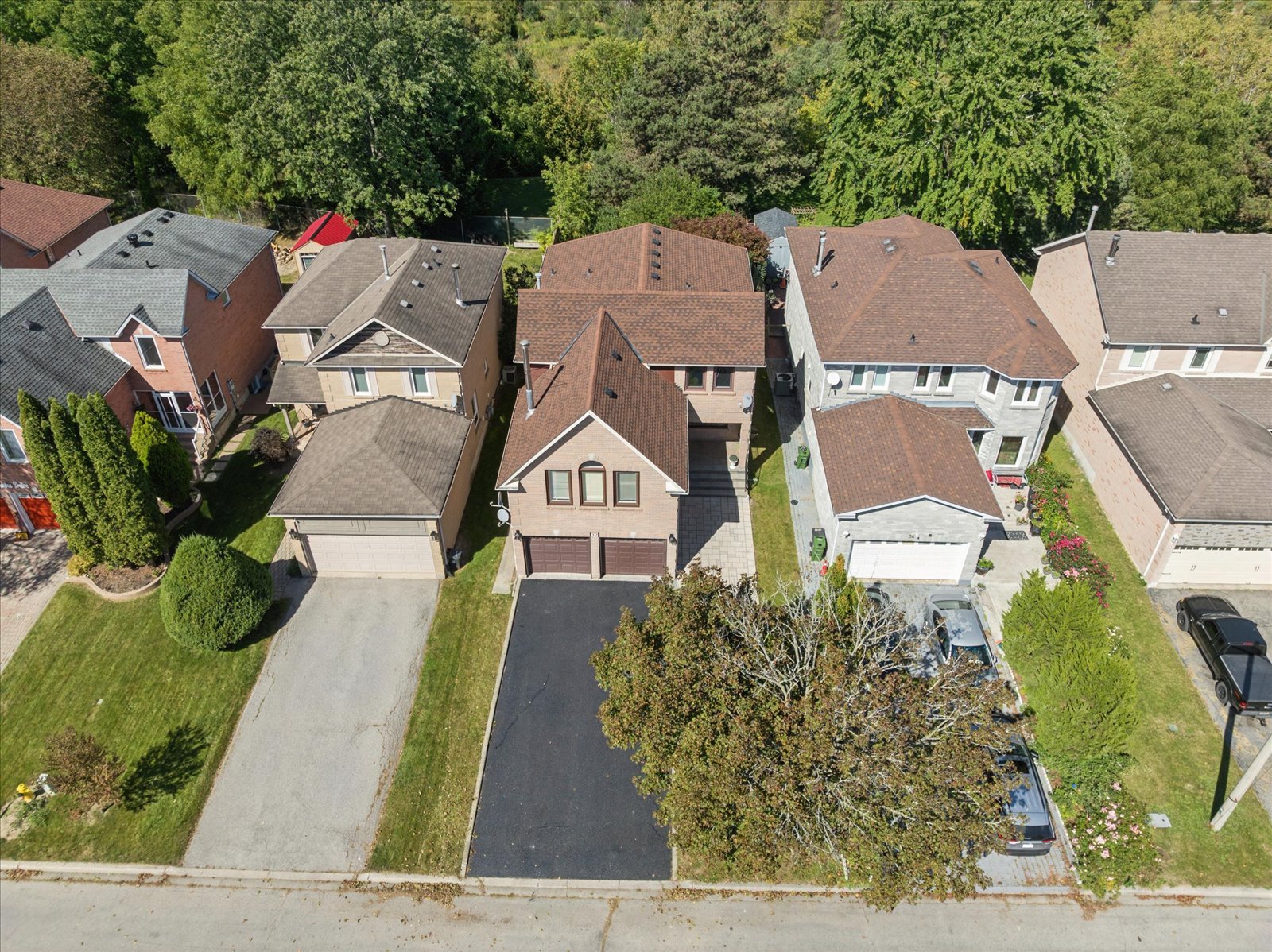 32 Valley Centre Drive