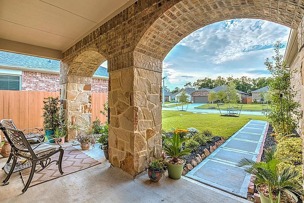 656 Tenuta Ln