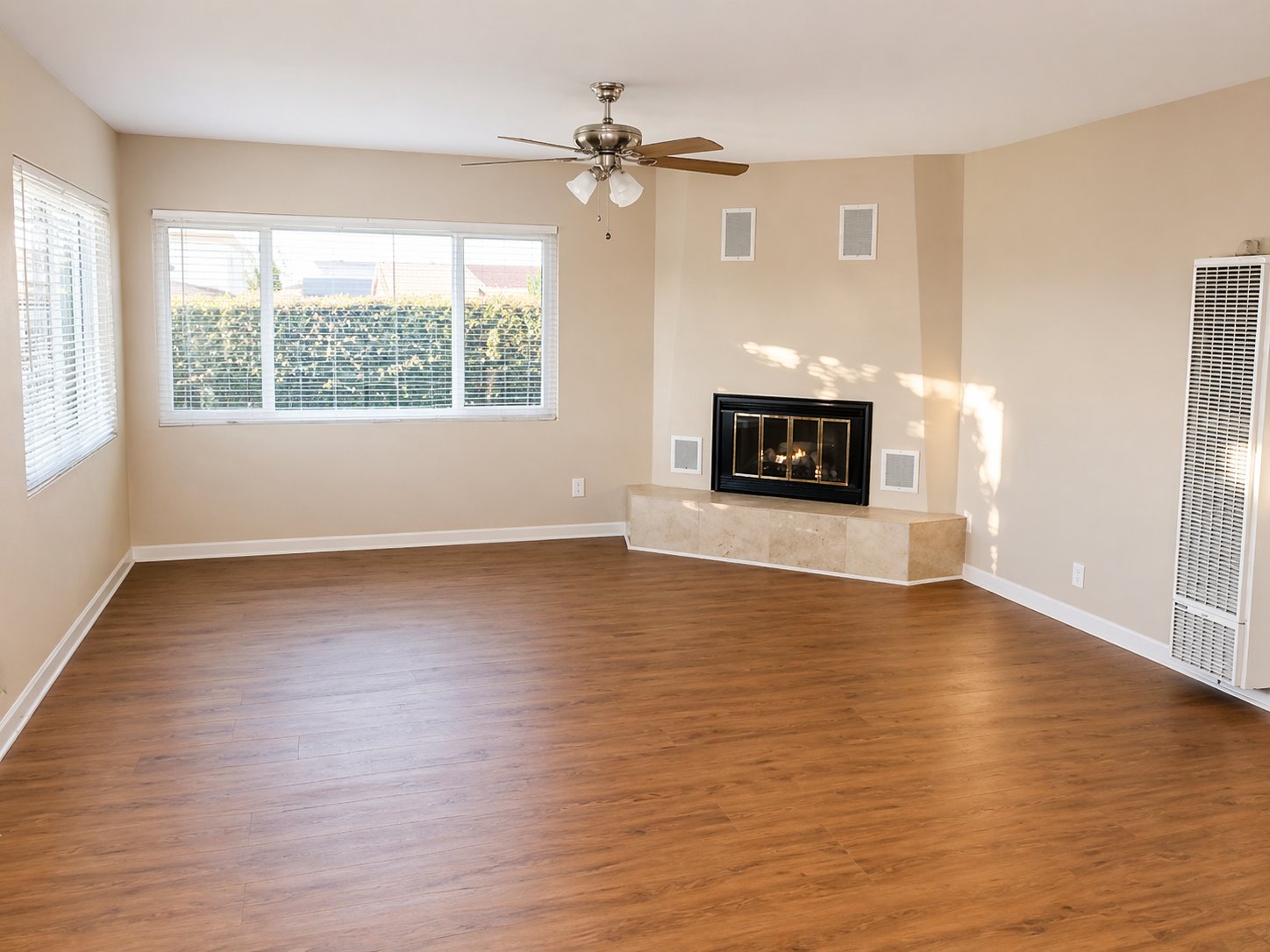 1305 Crann Ave #1-02