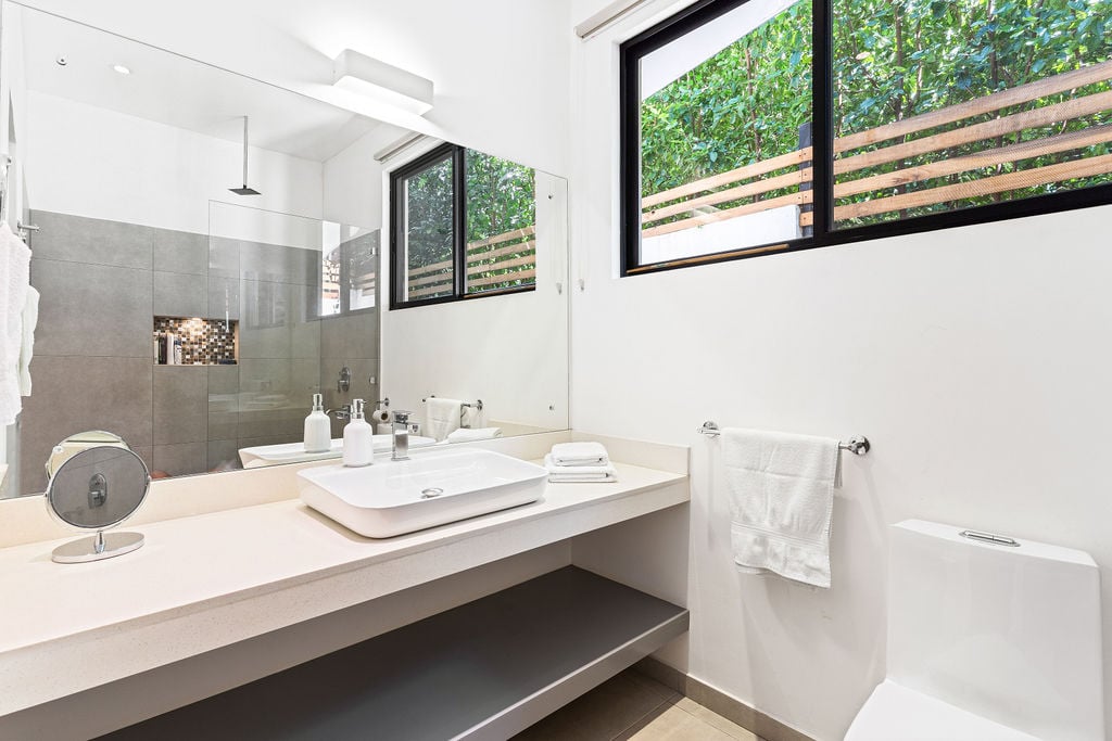 Casa Oasis | Modern Tropical Living Minutes from Tamarindo