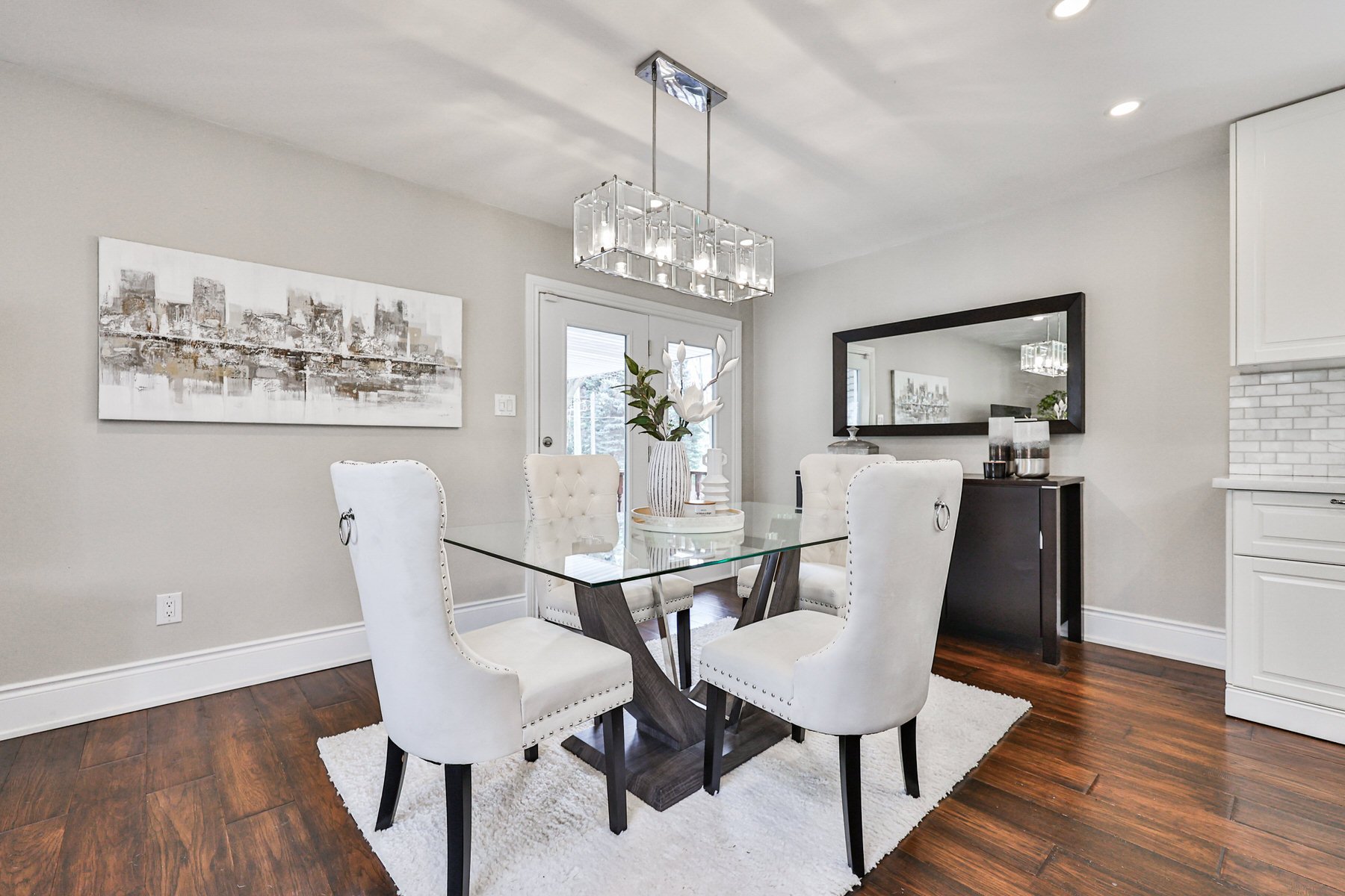 1276 Greenoaks Drive