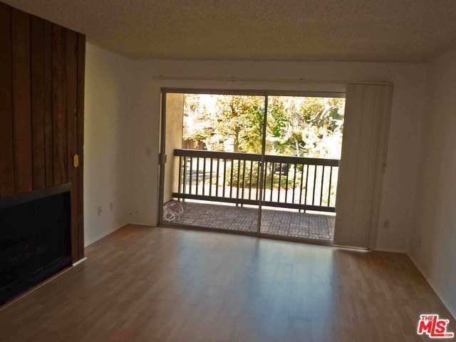 3107 Raintree Cir