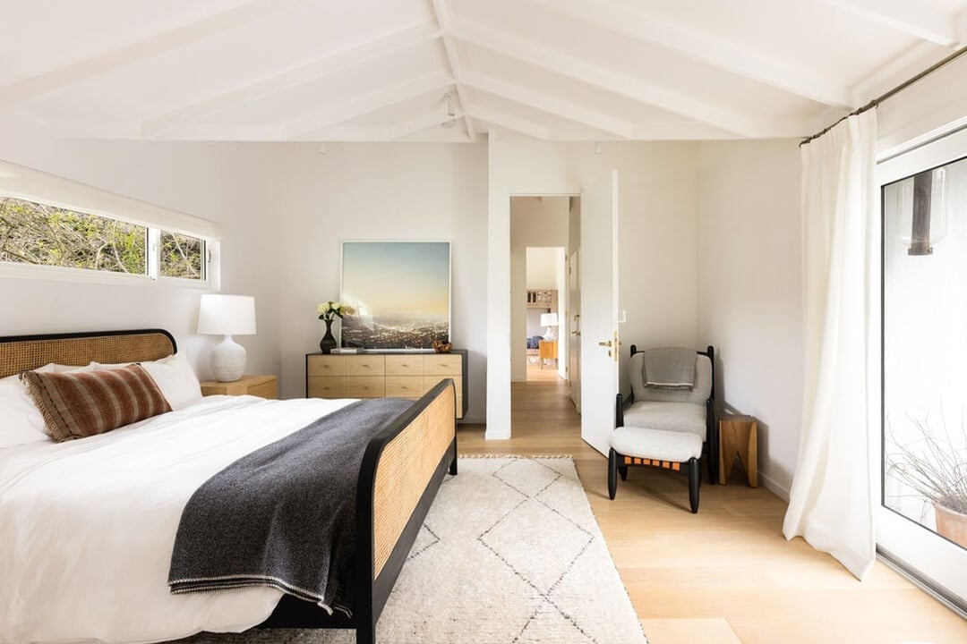 Echelon Pavilion, Grayfox St, 90265