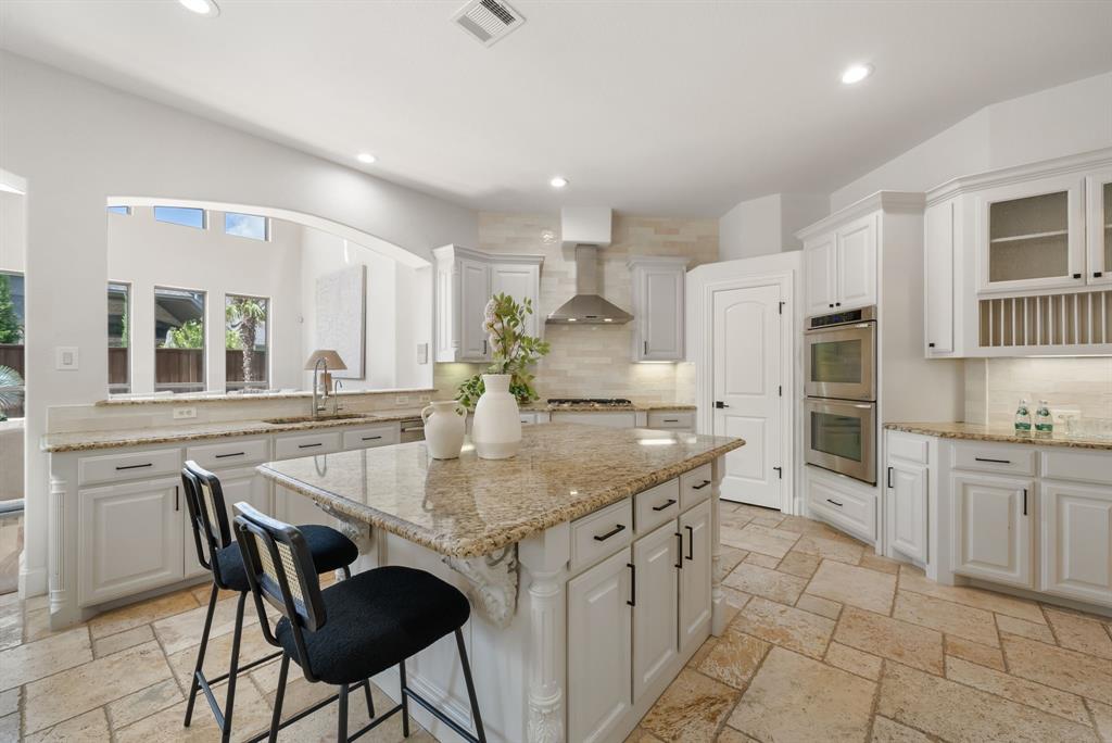 4012 Glenhurst Ln
