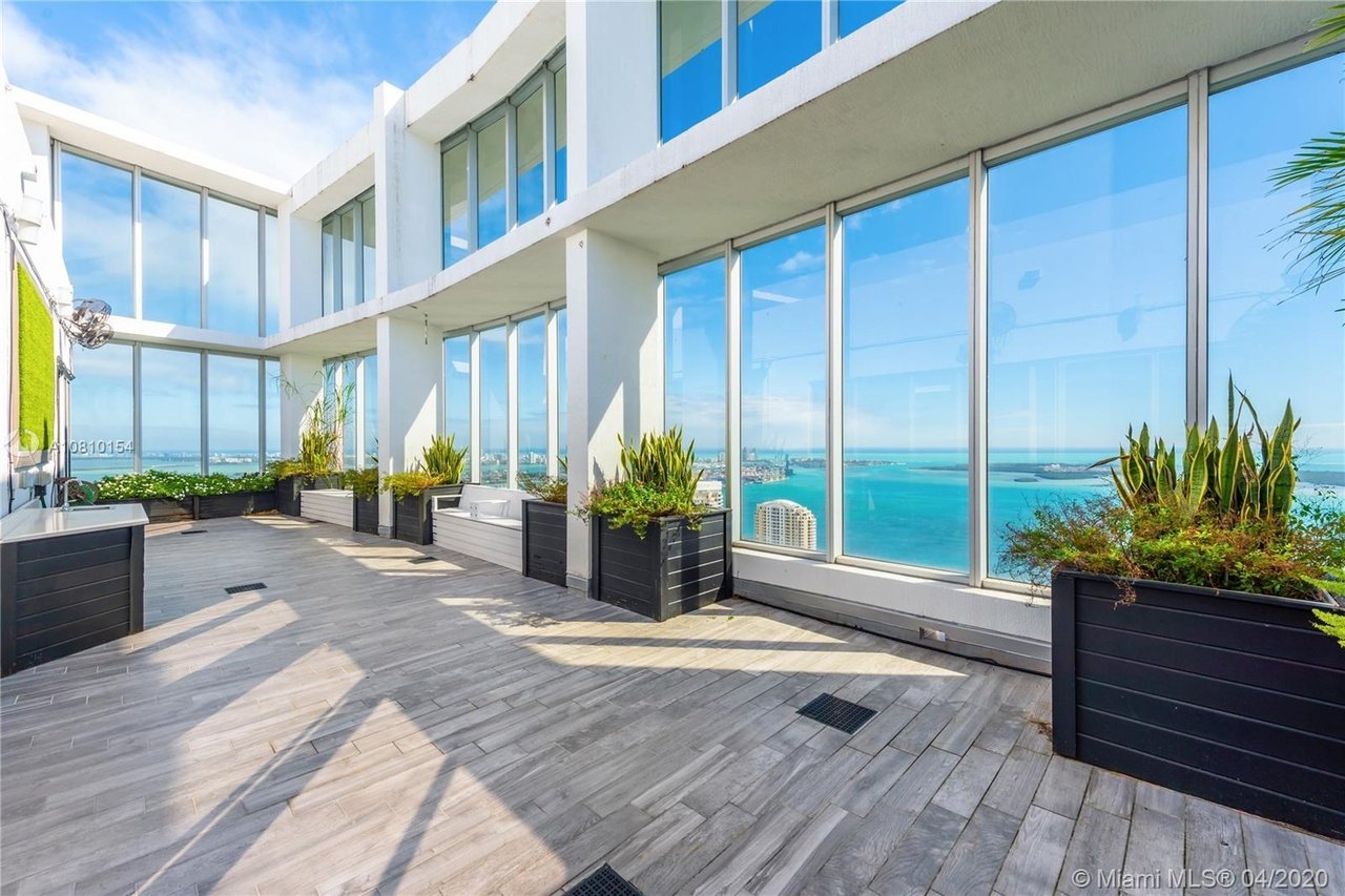 465 Brickell Ave #5701