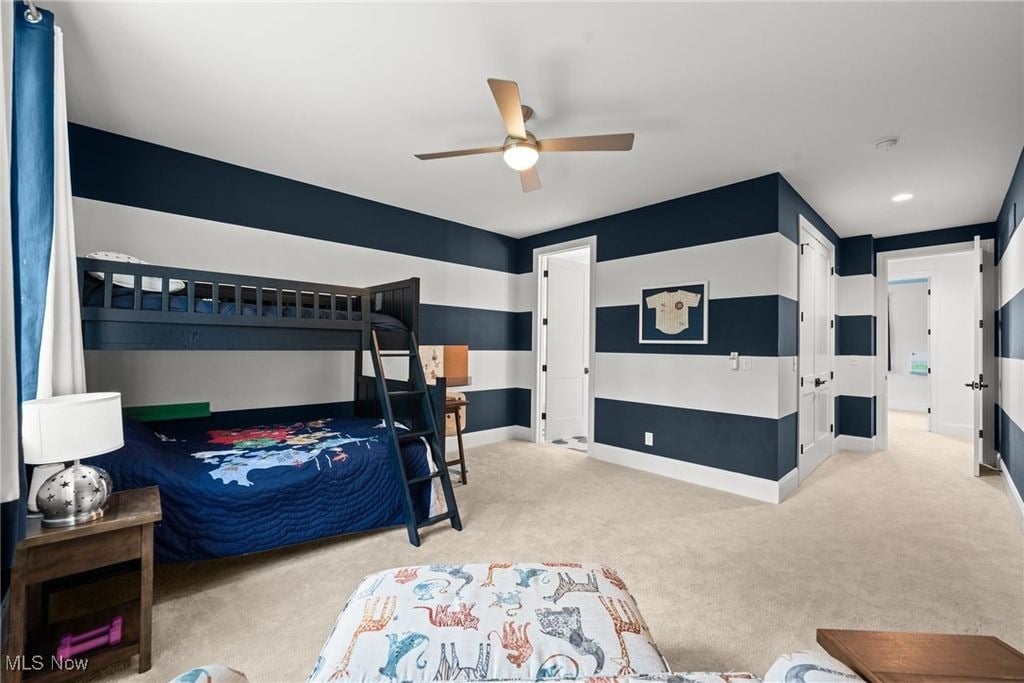 300 Woodridge Ln
