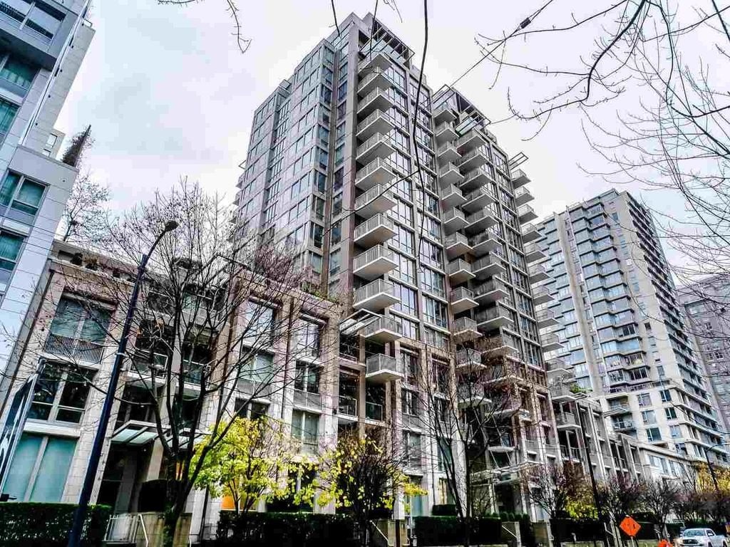 1055 Richards St, #1605