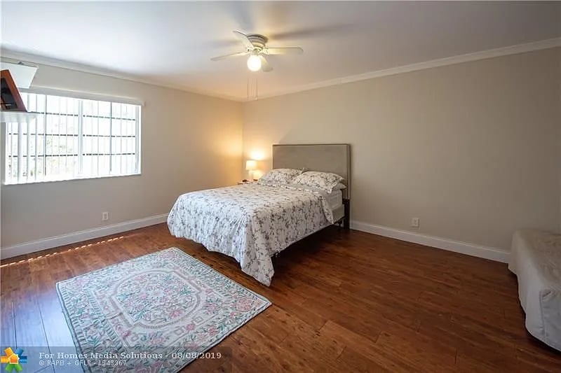 1612 Blue Jay Cir