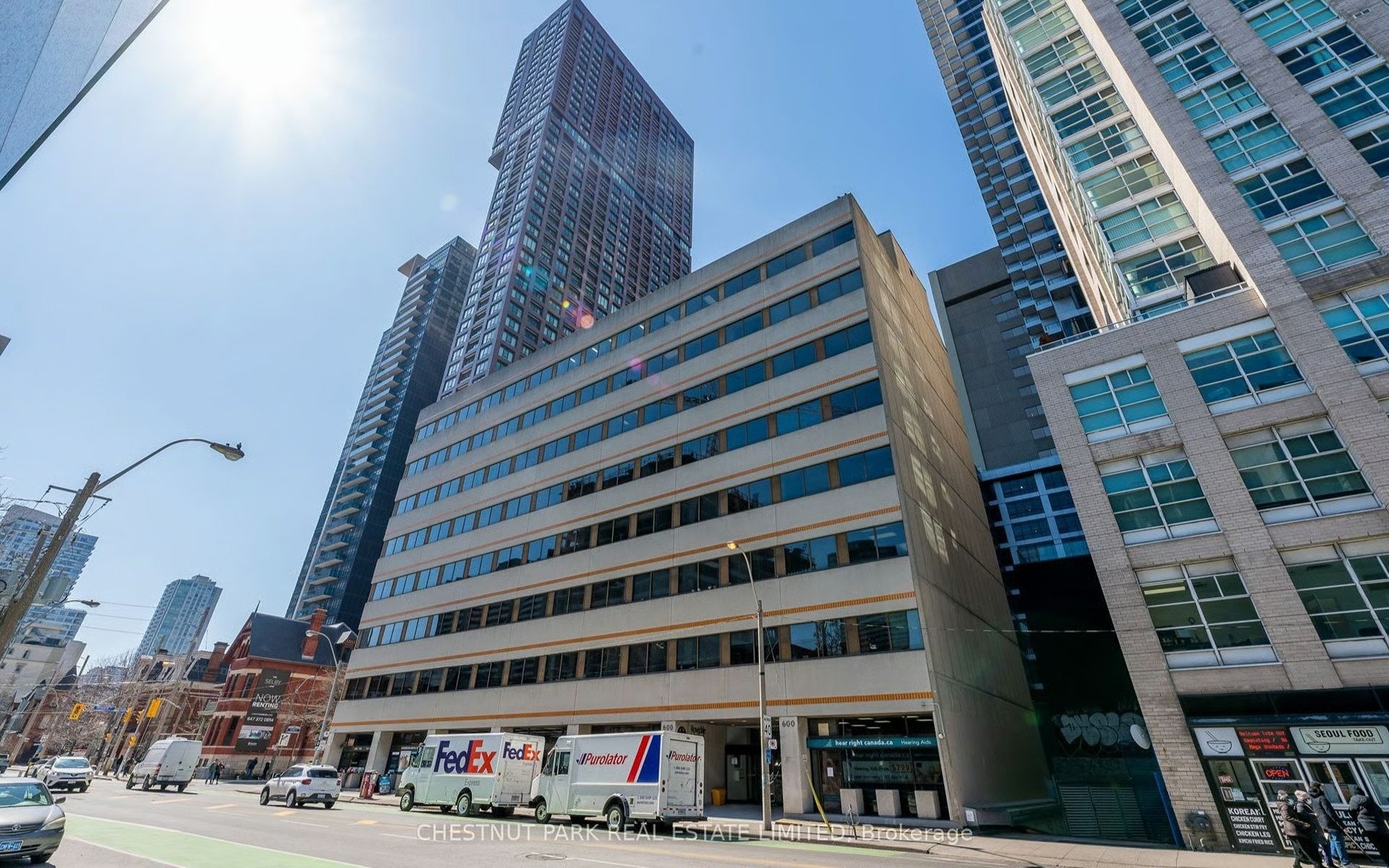 600 Sherbourne St, #610
