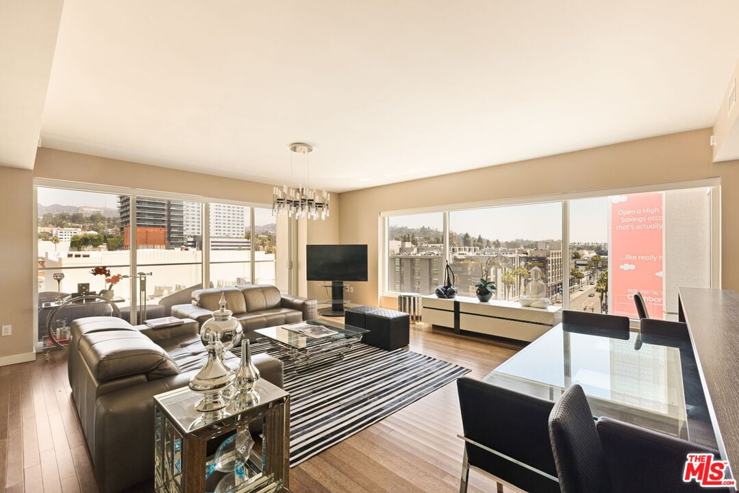 6250 Hollywood Blvd, #8A