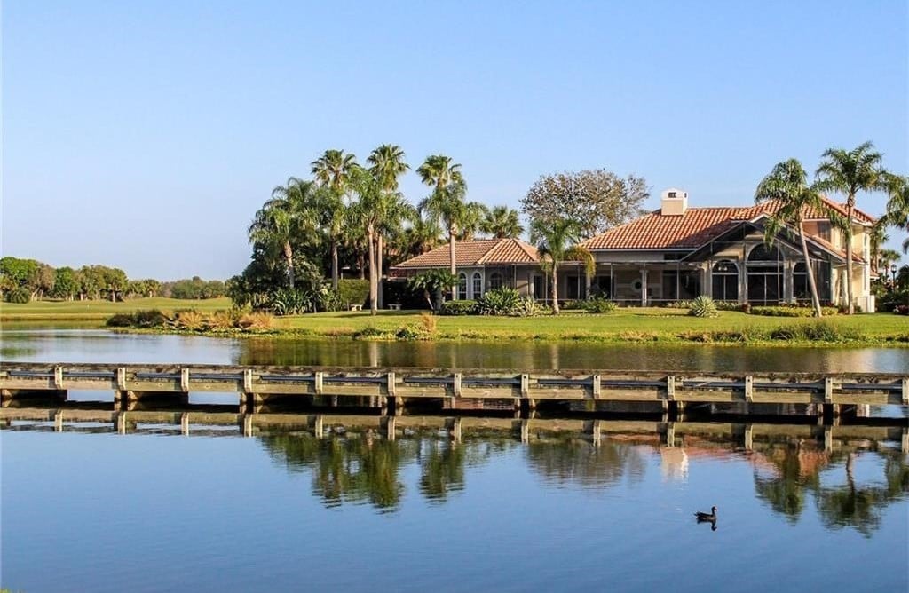 1885 Paseo Del Lago Ln