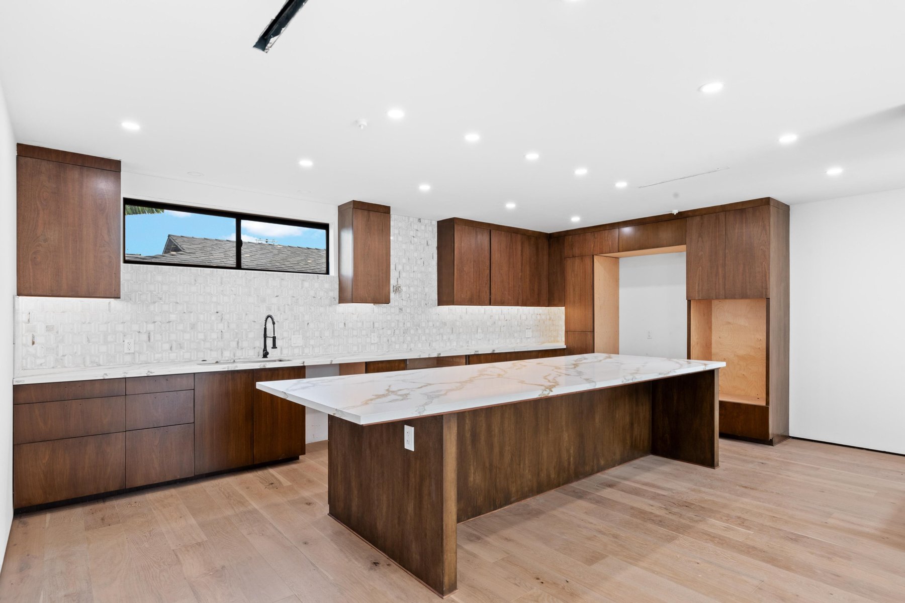 726 Howard St, Marina Del Rey