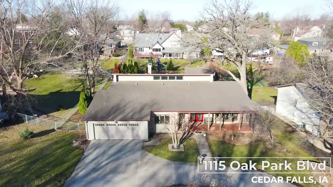 1115 Oak Park Blvd, Cedar Falls, IA 50613