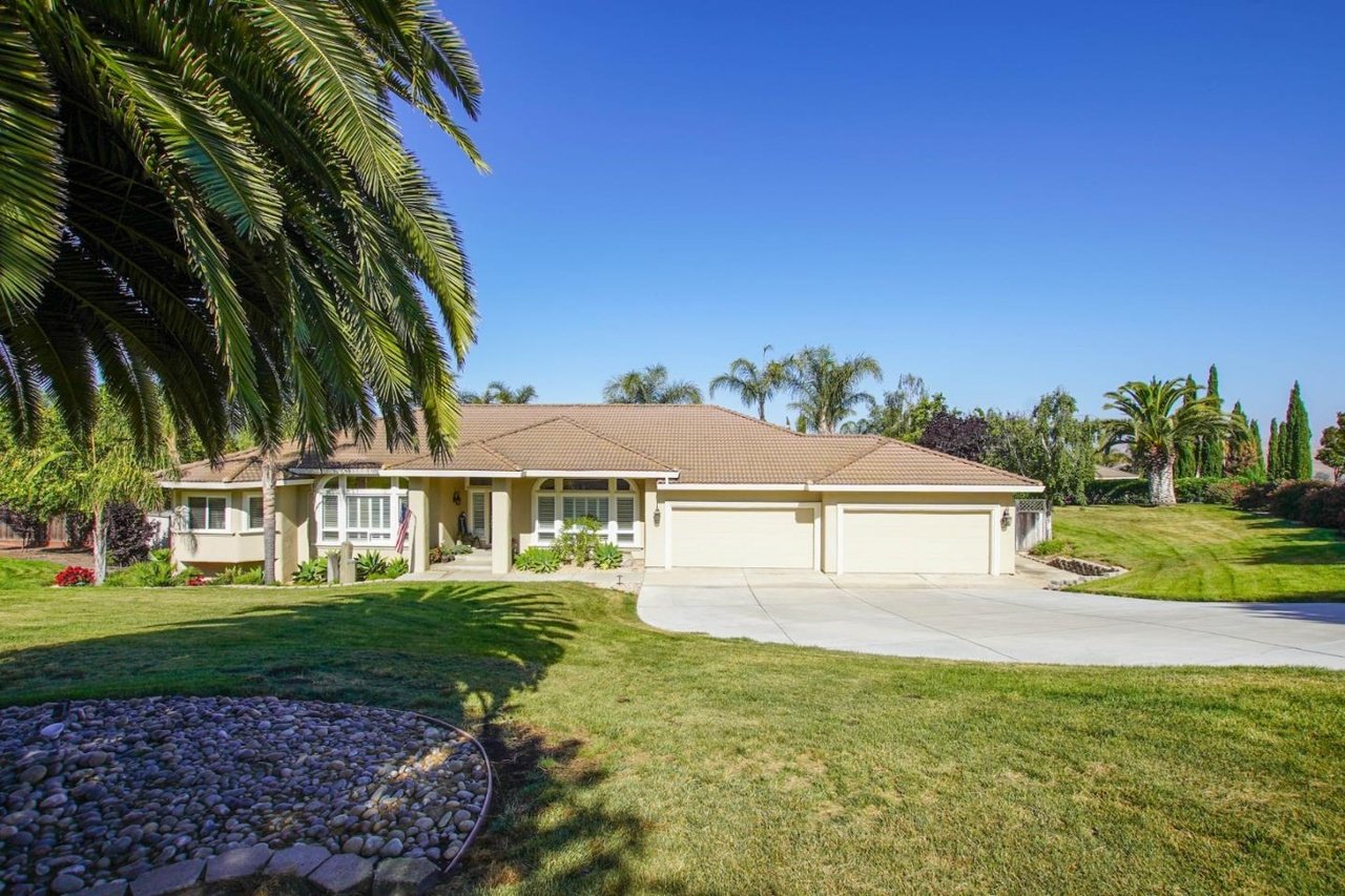 303 Taryn Ct