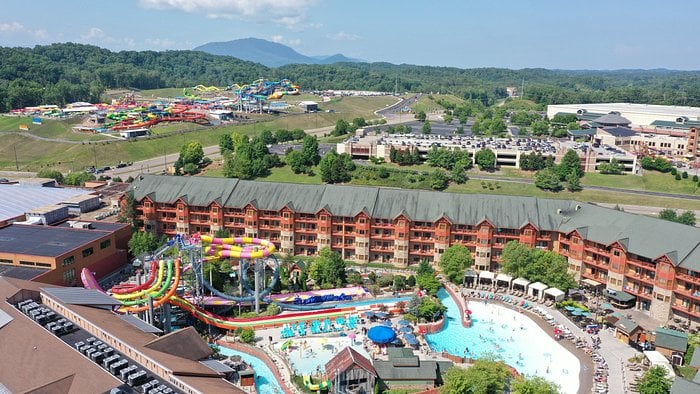 Warm Up and Experience Summer This Winter: A Weekend at Wilderness at the Smokies