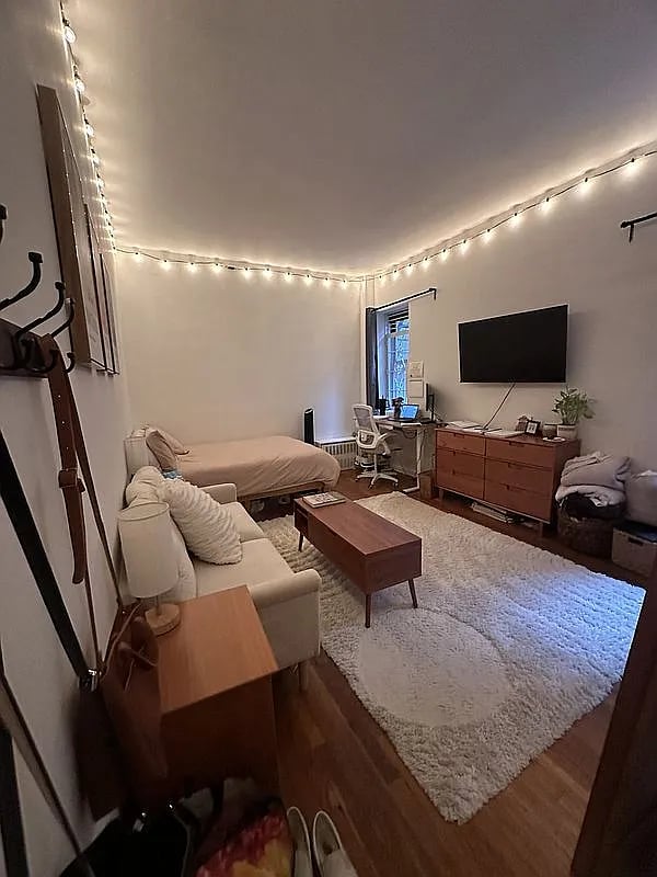 152 East 35th Street #2D