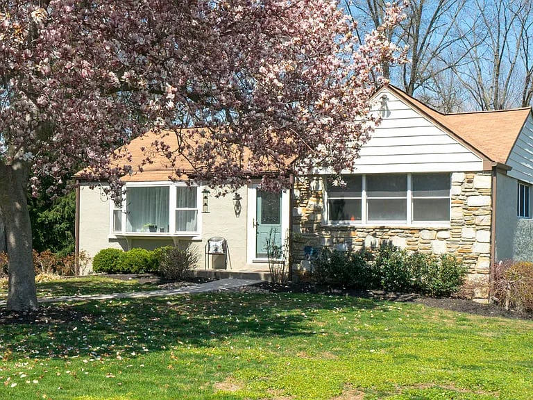 1648 Bonnie Brae Dr
