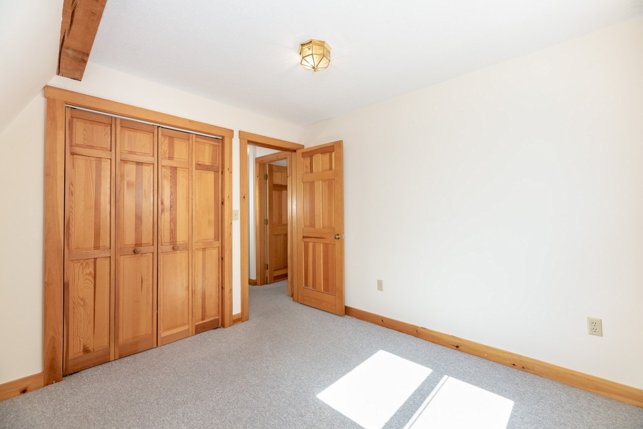 39 Robin Way