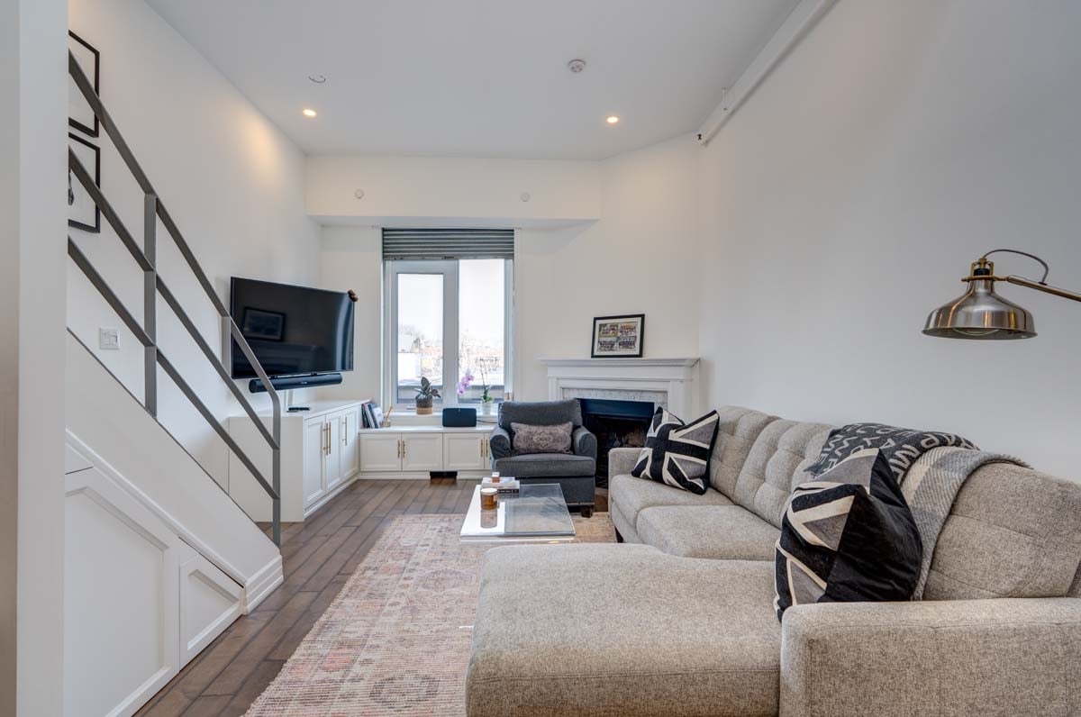75 Markham Rd, #11