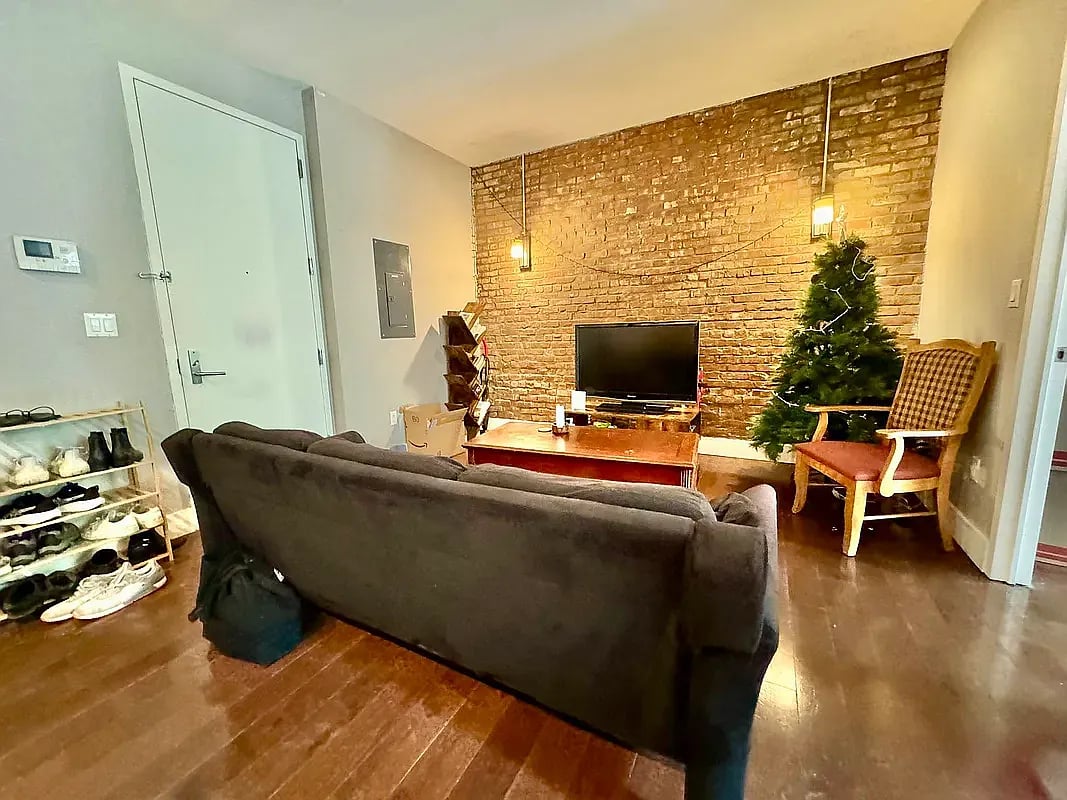 204 Starr St 3F
