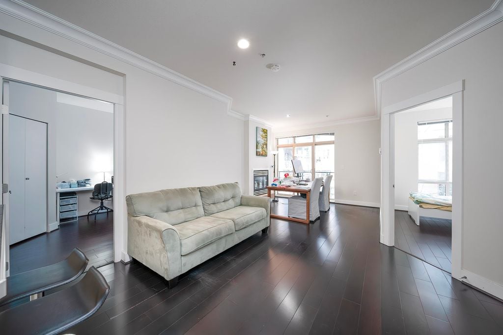 5777 Birney Ave, #320
