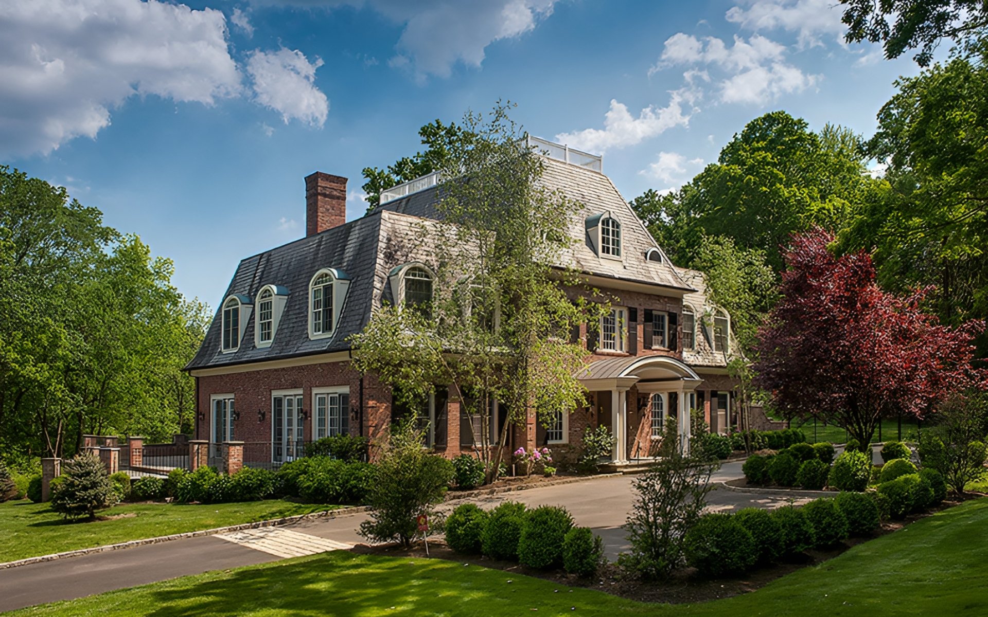 70 Sherwood Ave
