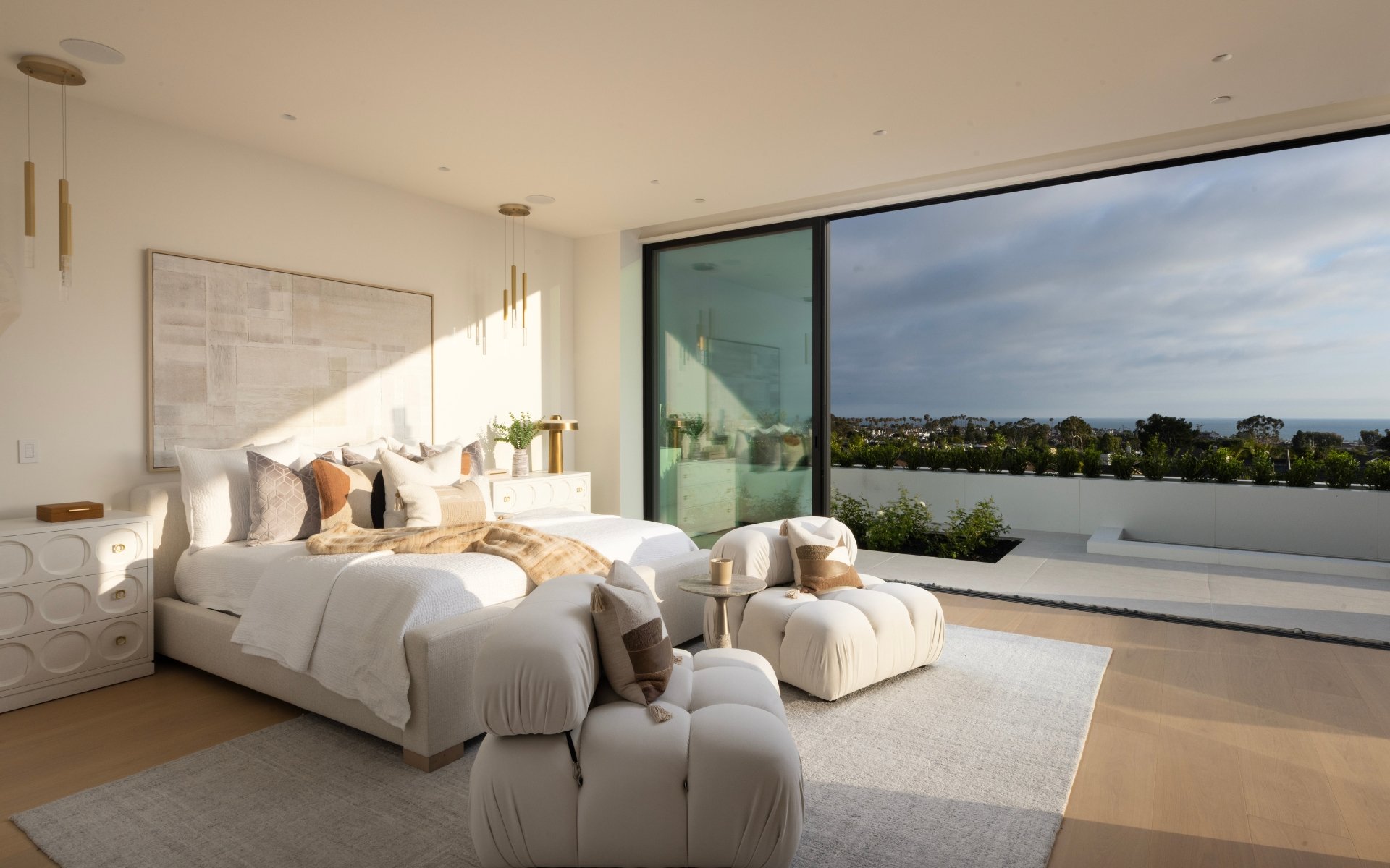 2519 Harbor View Drive