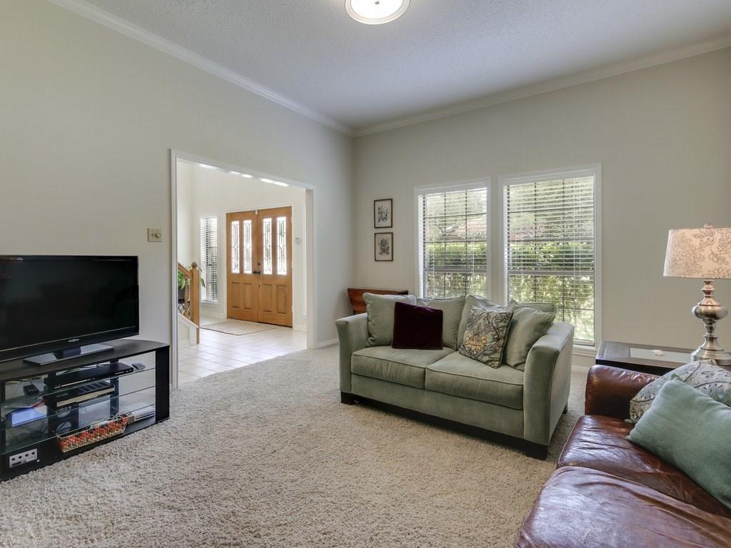 1100 Quaker Ridge Dr