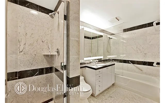 150 W 56th St Ste 4303