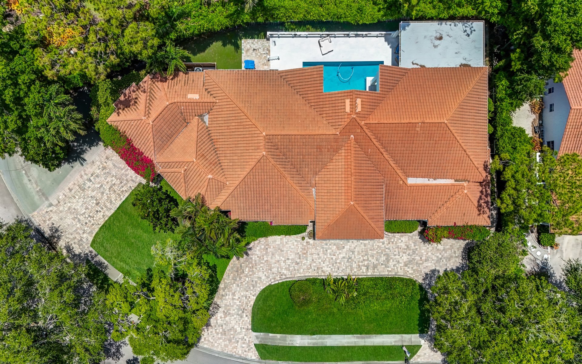 7562 Cordoba Cir