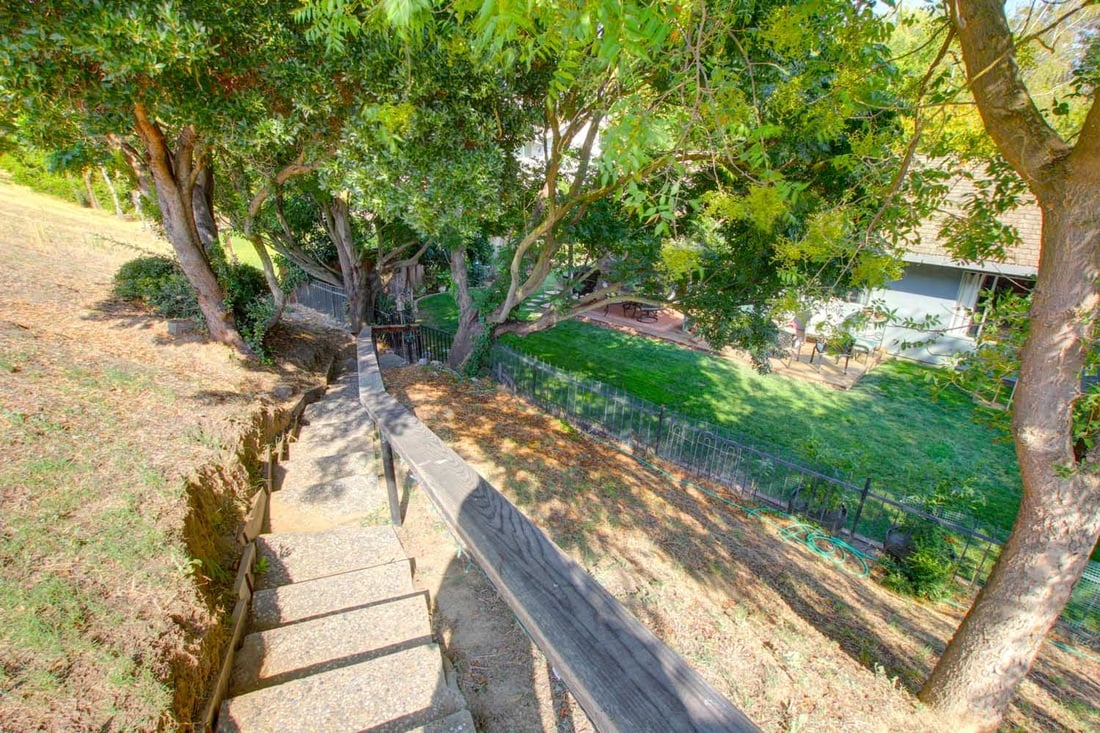 Listing in The Pocket Area: Just Sold!