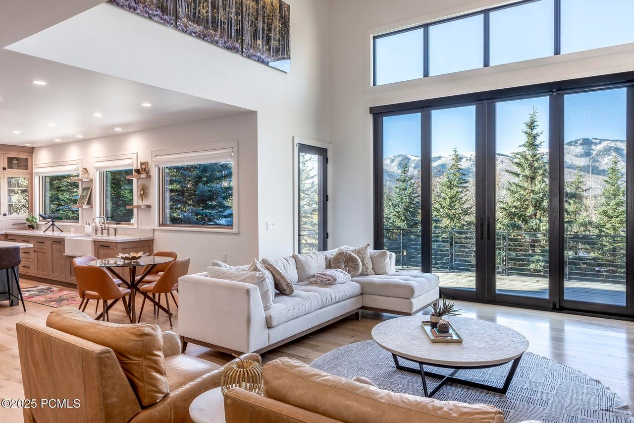 2583 Silver Cloud Ct