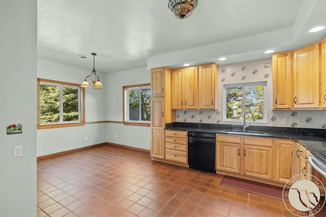 105 Schreiner Rd