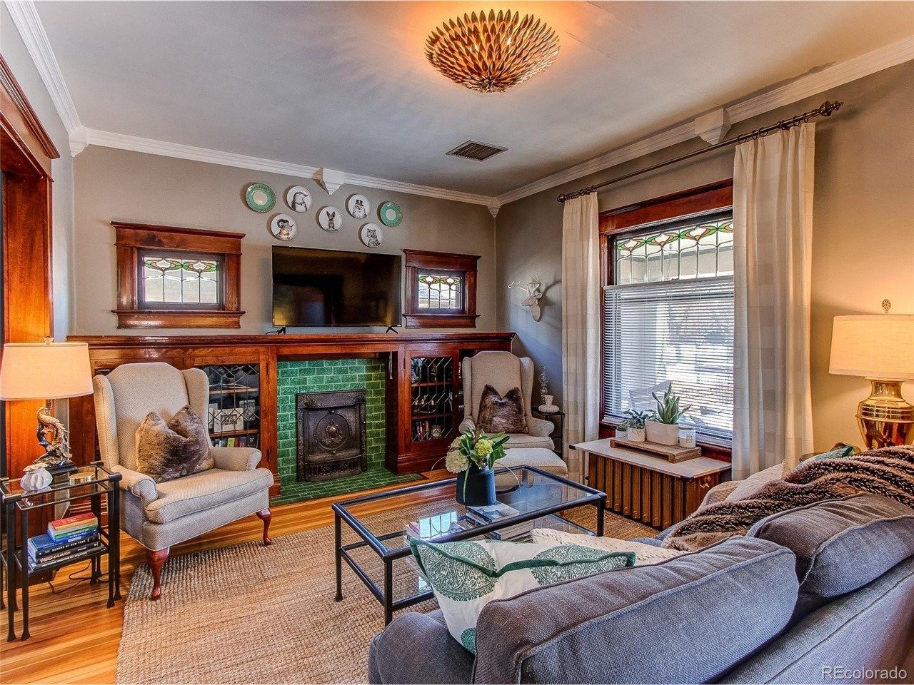 2605 W 37th Ave