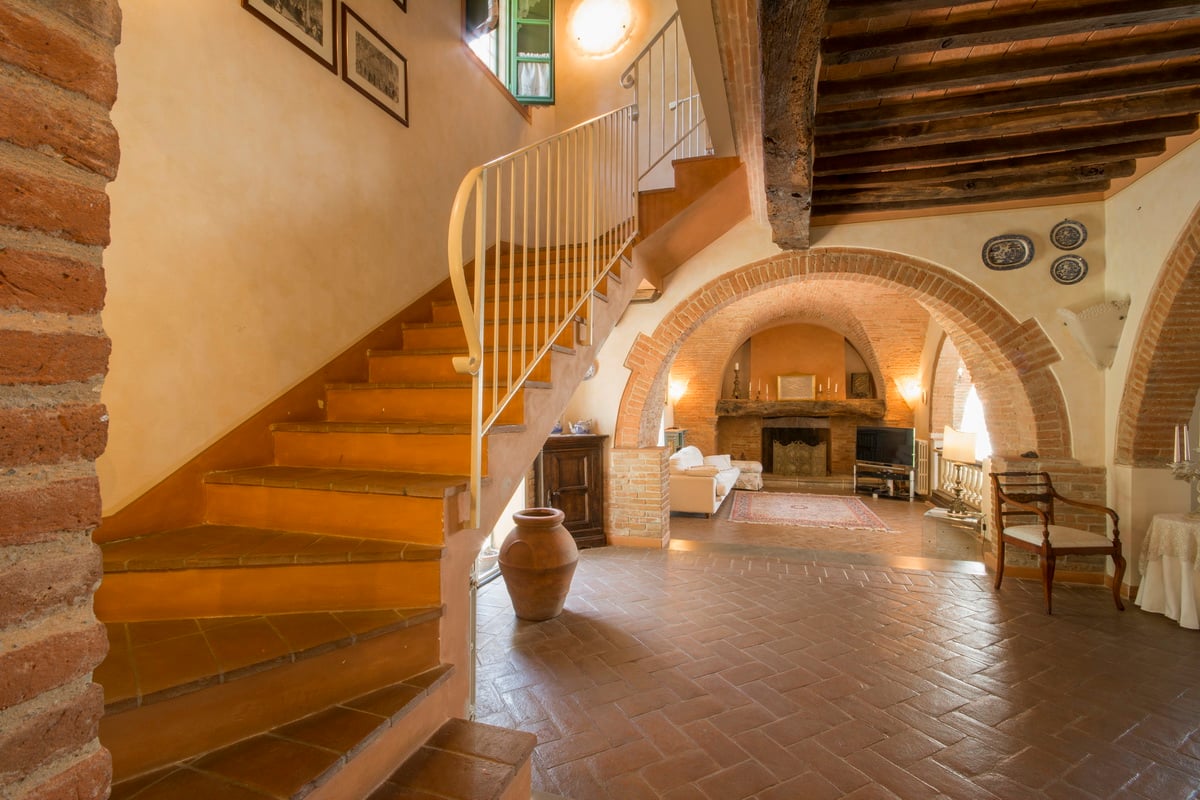 VILLA TOSCANA