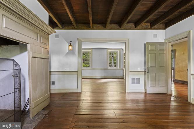 639 Church Rd