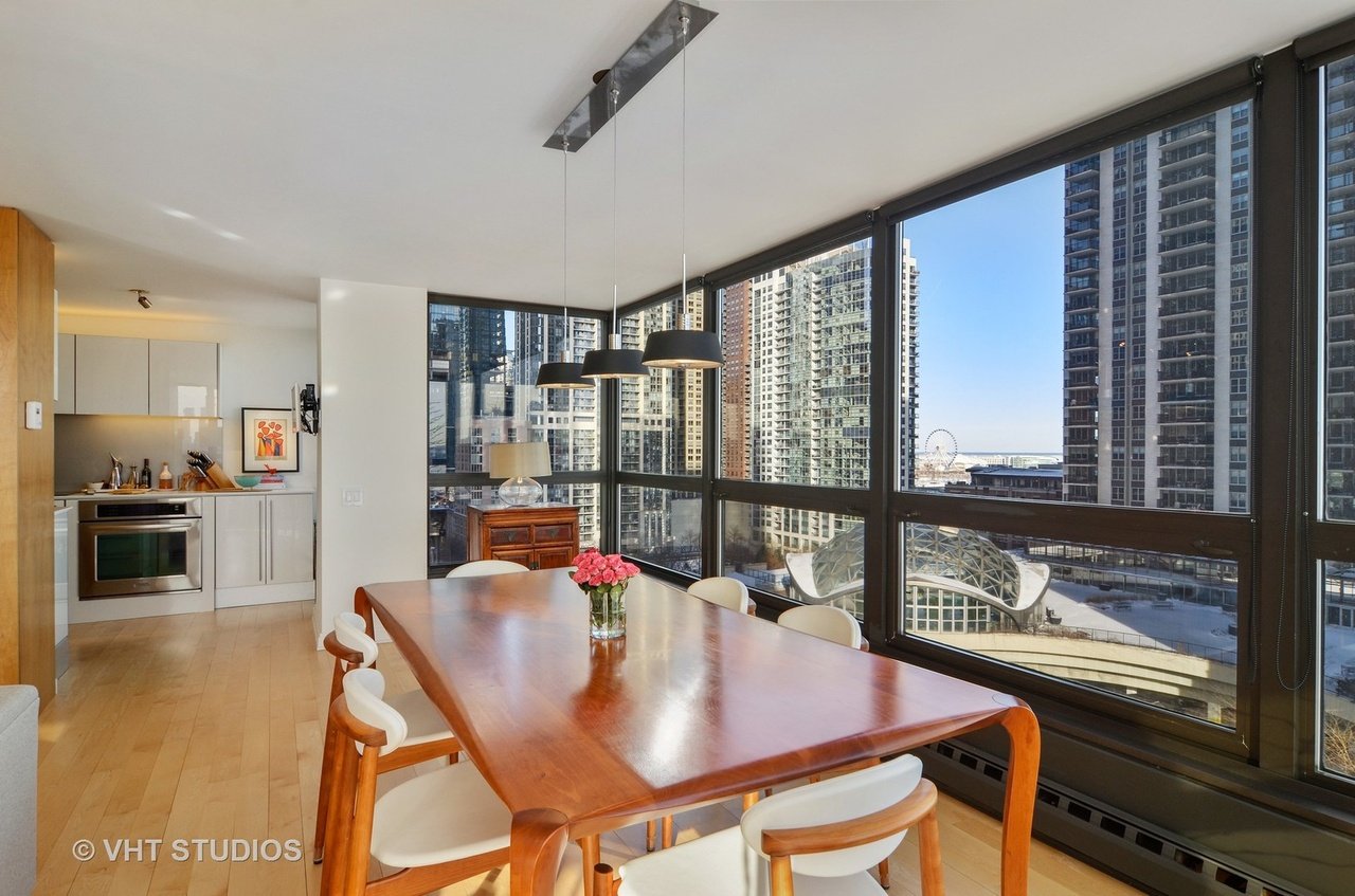 360 E Randolph St #801