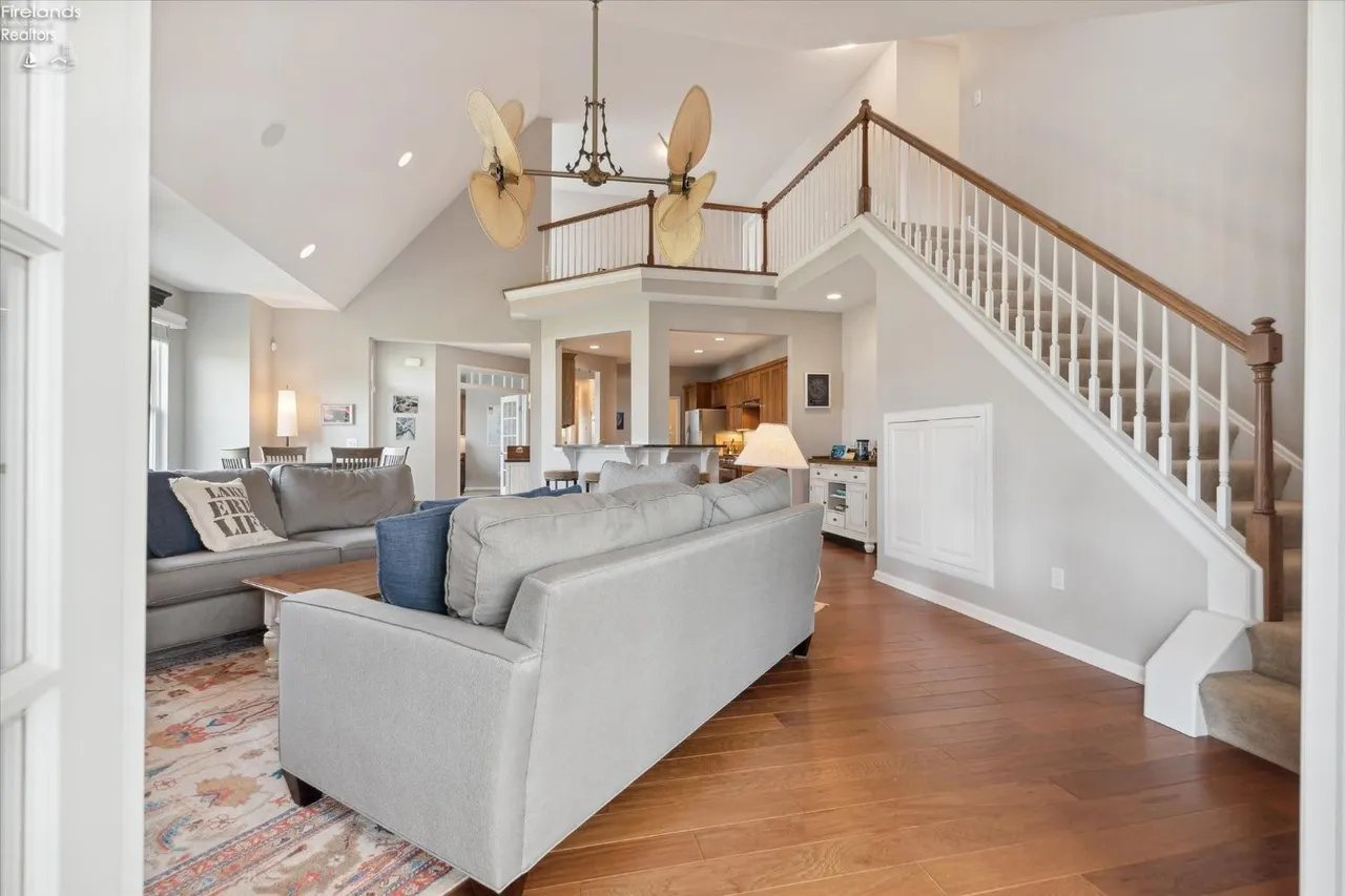 4829 Tradewinds