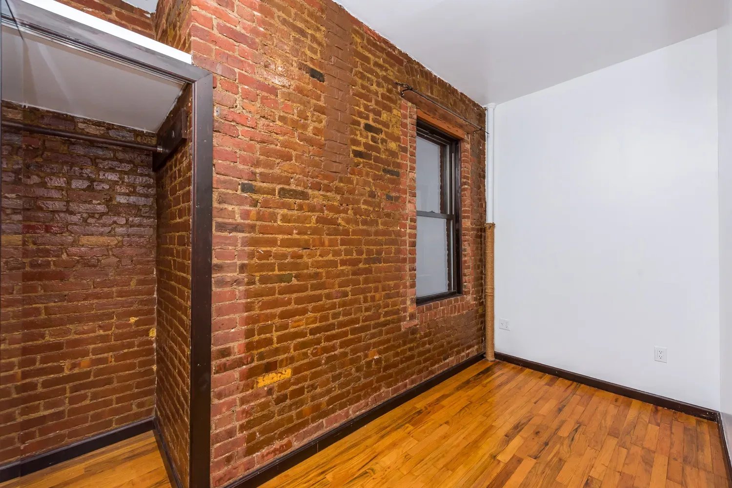 97 E 7th St #5