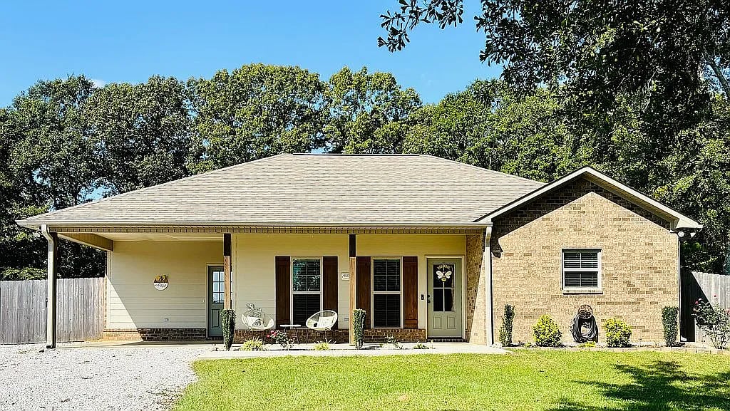 533 Spencer Rd
