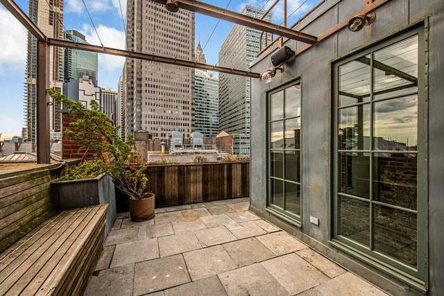 134 Beekman St #1 