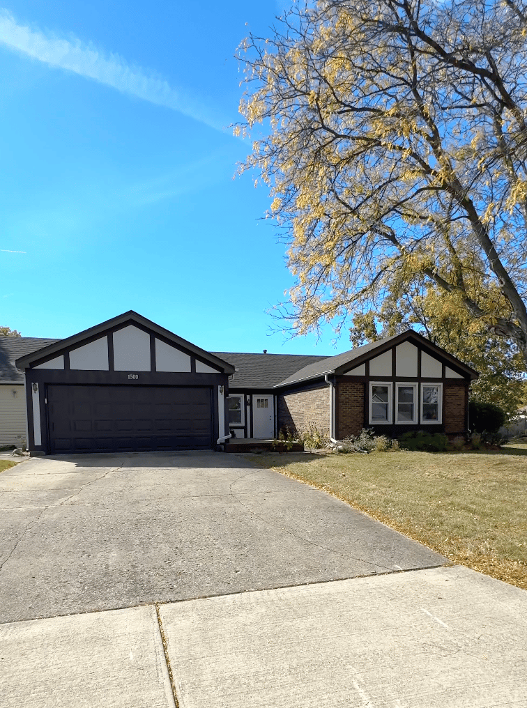 1500 Ivy Ct W. Wheaton, IL