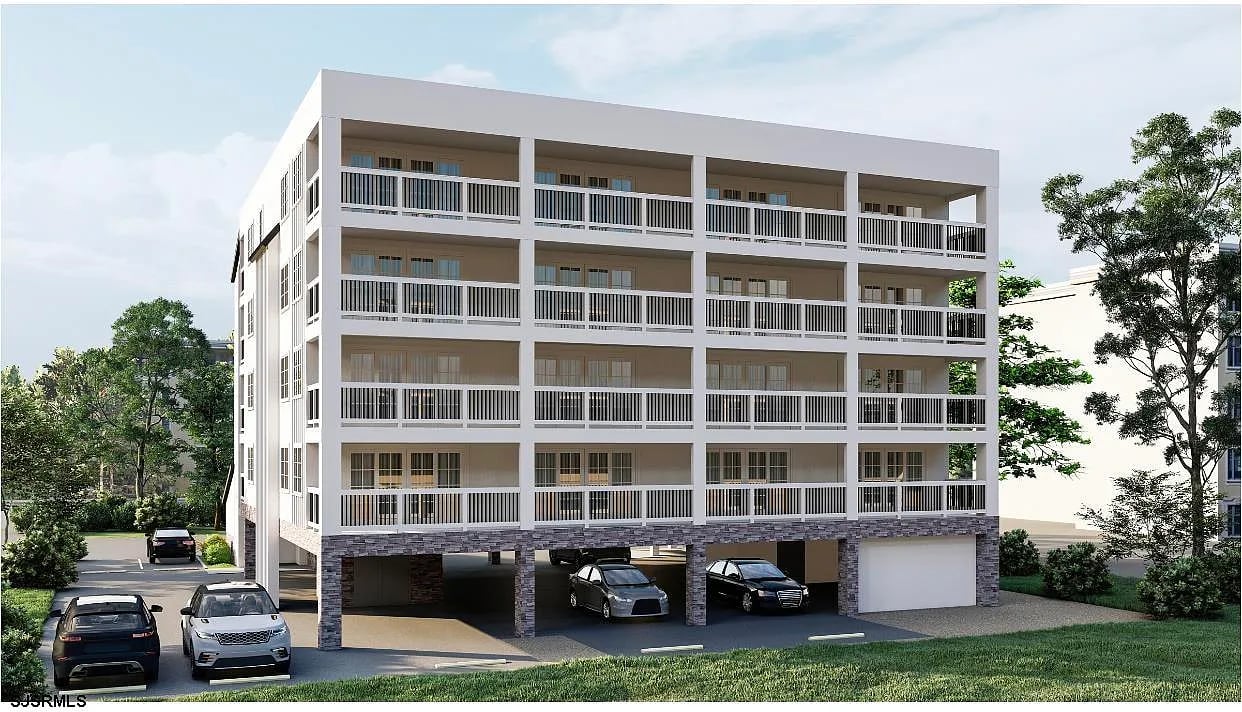 321 6th Street S St #8