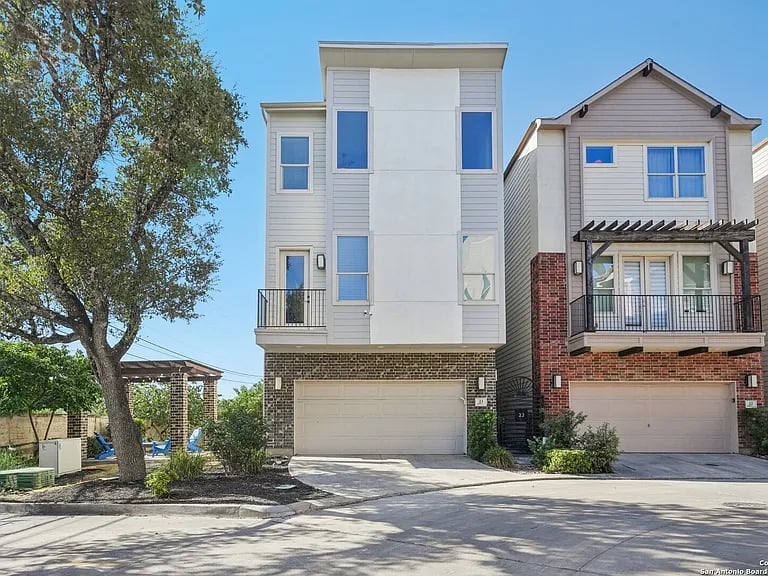 3831 Harry Wurzbach Rd 23