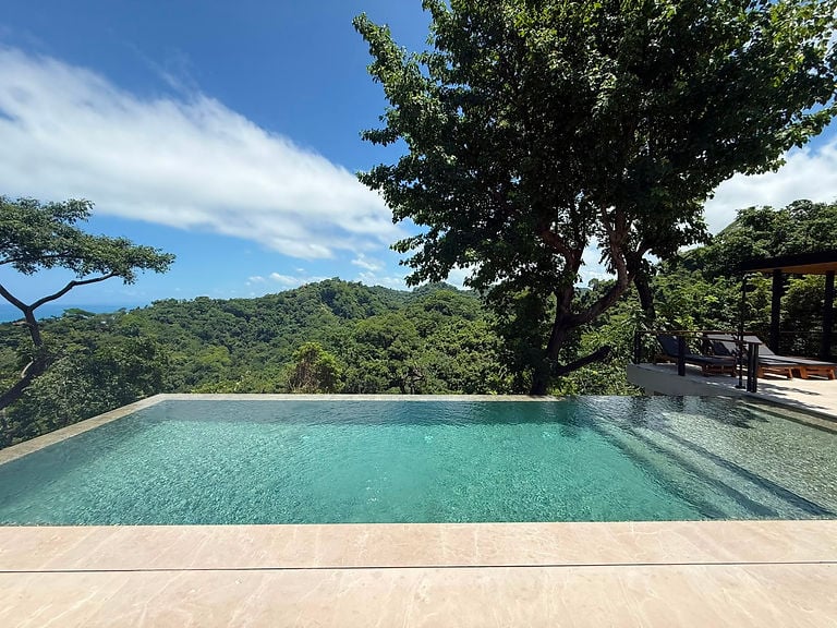 Villa Bahia Oceanview Designer Retreat