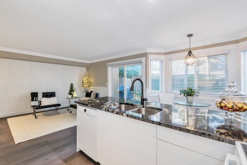 8560 162 St, #43