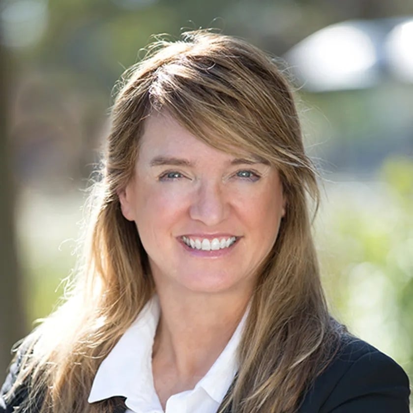 Kelly Barry Portland, ME Real Estate Agent Headshot