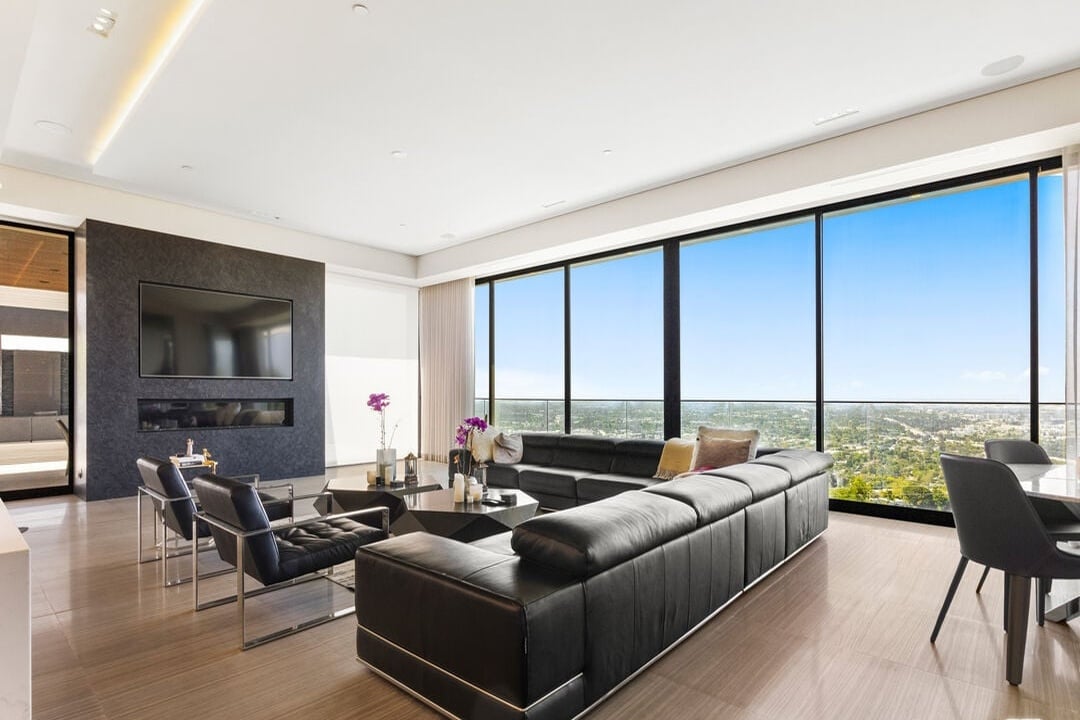 Evercrest Reserve, Mulholland Dr, 90046