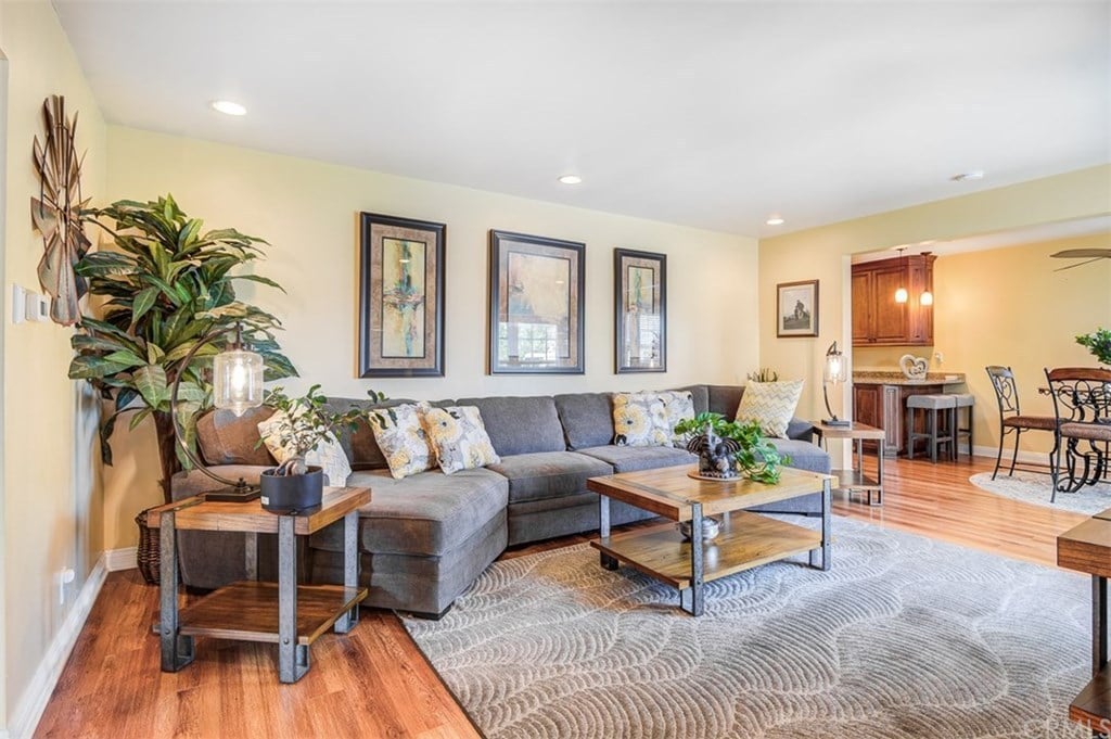 6212 Chickasaw Dr