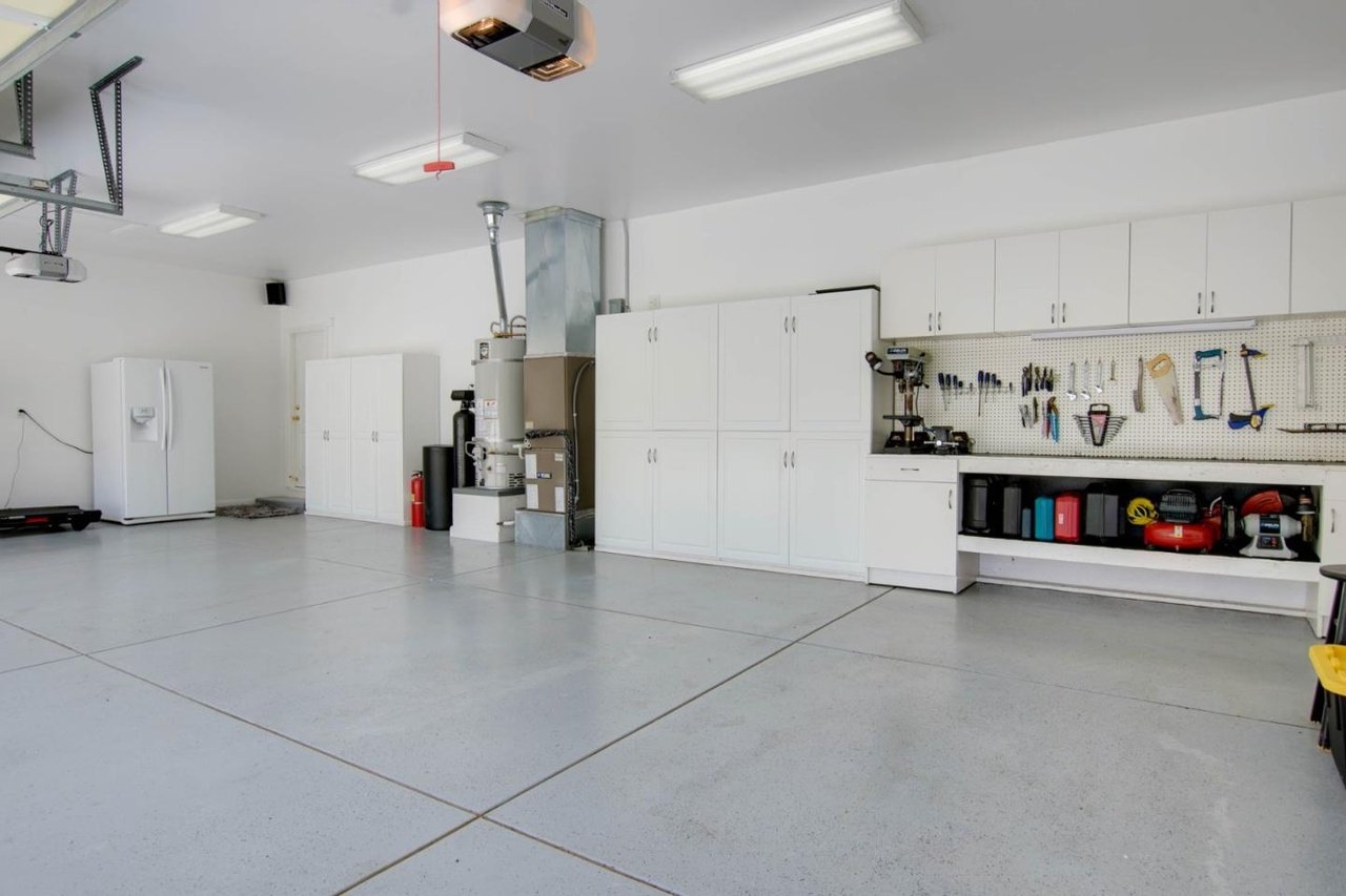 303 Taryn Ct